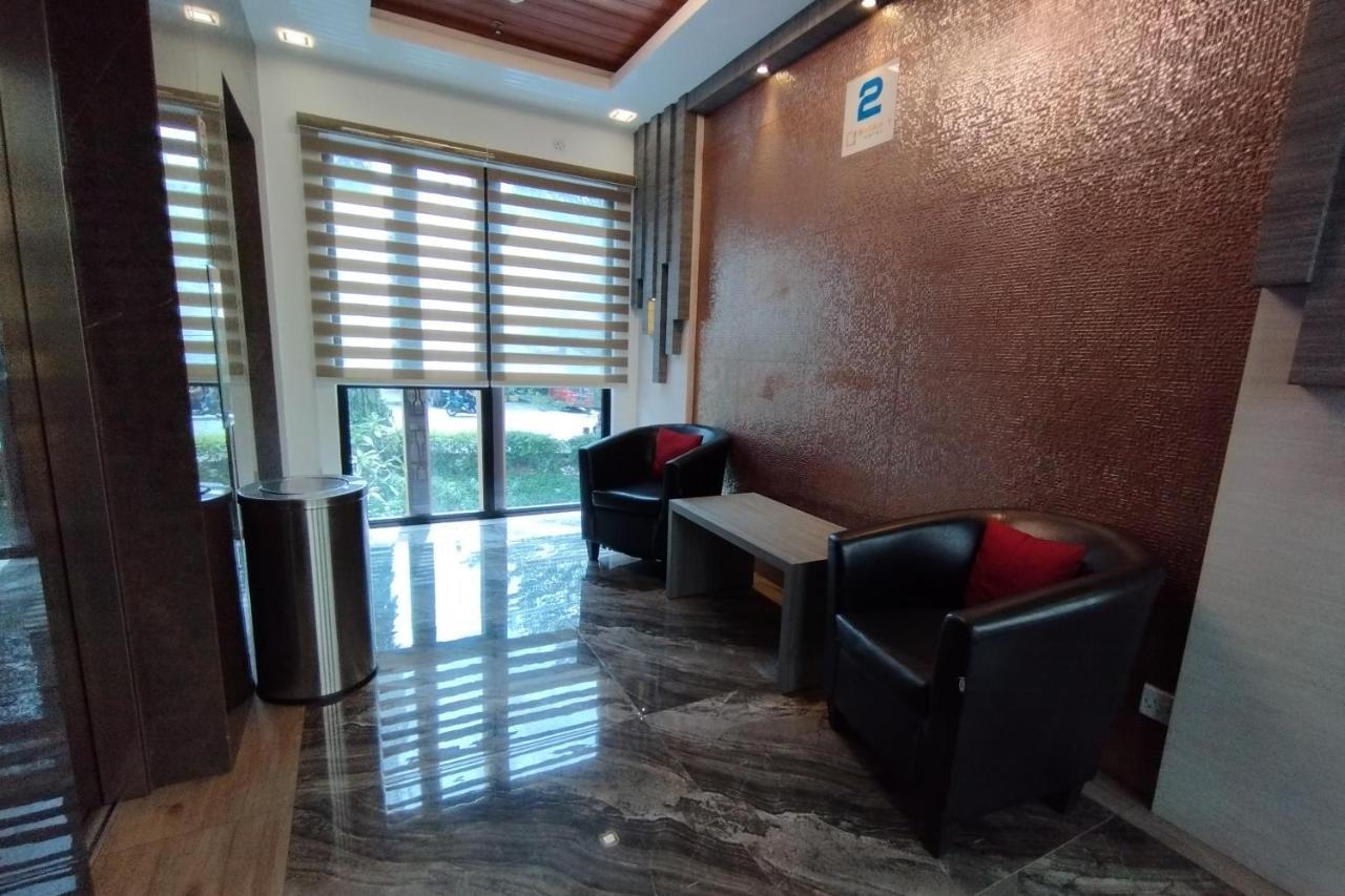 Batam 1 Hotel Нагоя Экстерьер фото