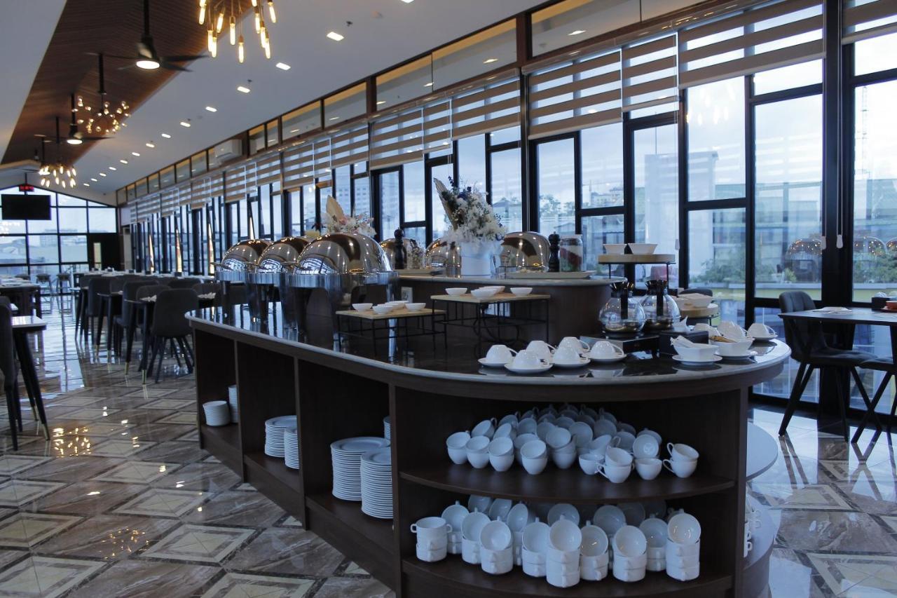 Batam 1 Hotel Нагоя Экстерьер фото